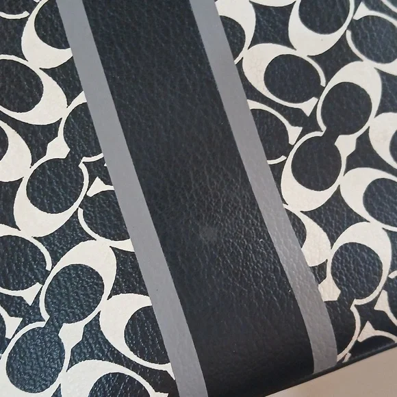 Coach CB - Picture 4 of 13